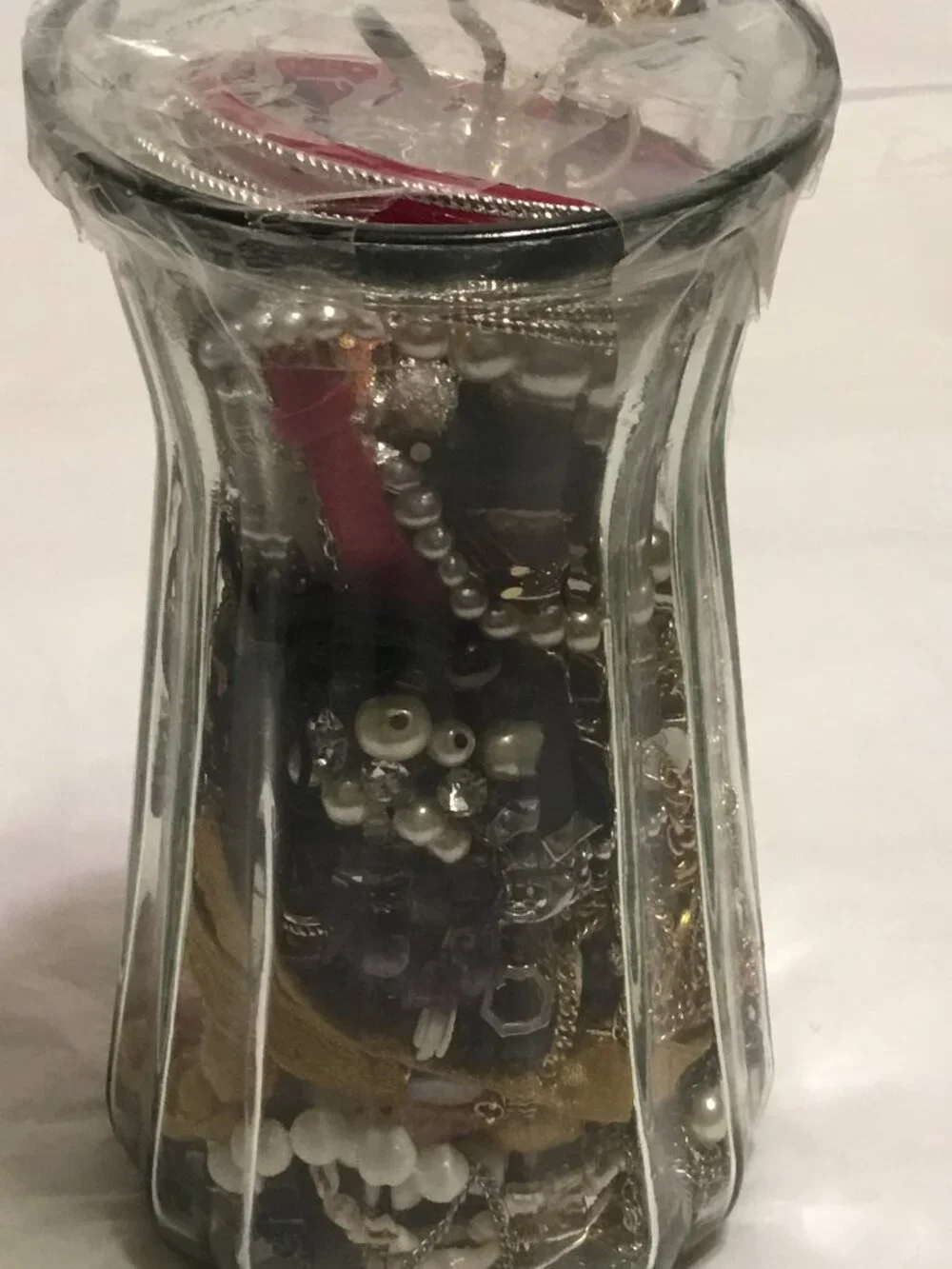 Large, heavy vase filled with good wearable jewelry - Picture 2 of 12
